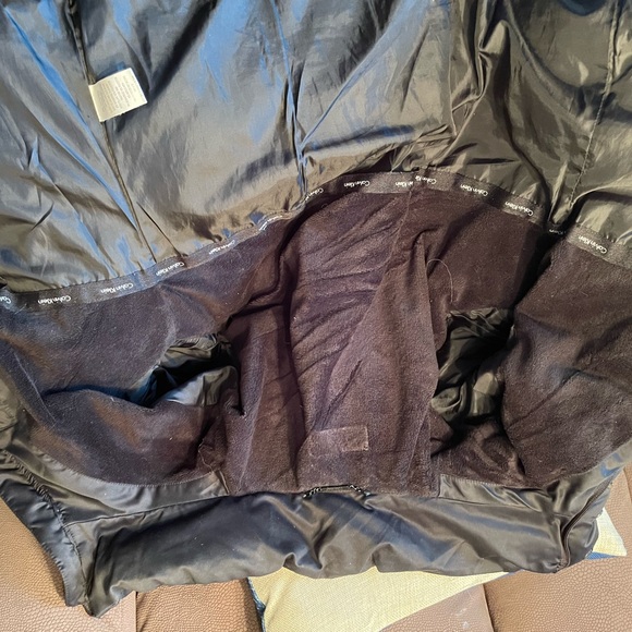Calvin Klein puffer winter jacket. $85 - Picture 2 of 2